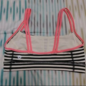 lululemon athletica Tops - Lululemon sports bra size 4 lululemon athletica Tops - Lululemon sports bra size 4